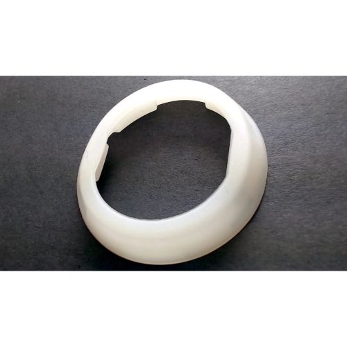 Makita 424568-6 BUMPER