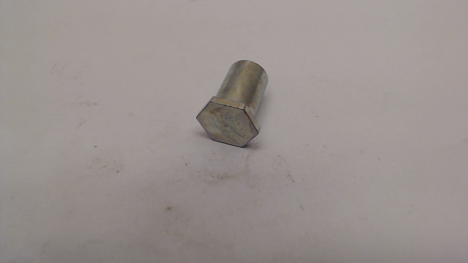 Makita 021213130 'SHAFT DCS330S/390