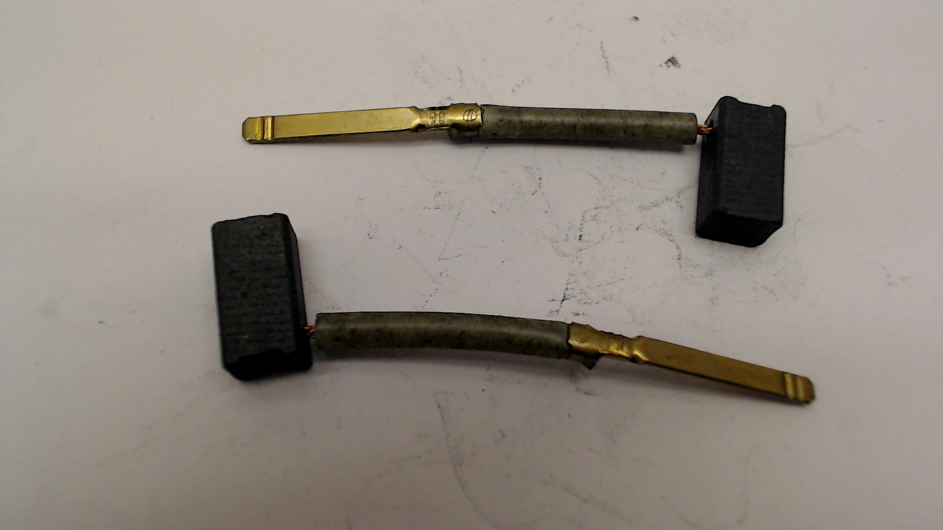 DeWalt 1006269-00 BRUSH PAIR 230V