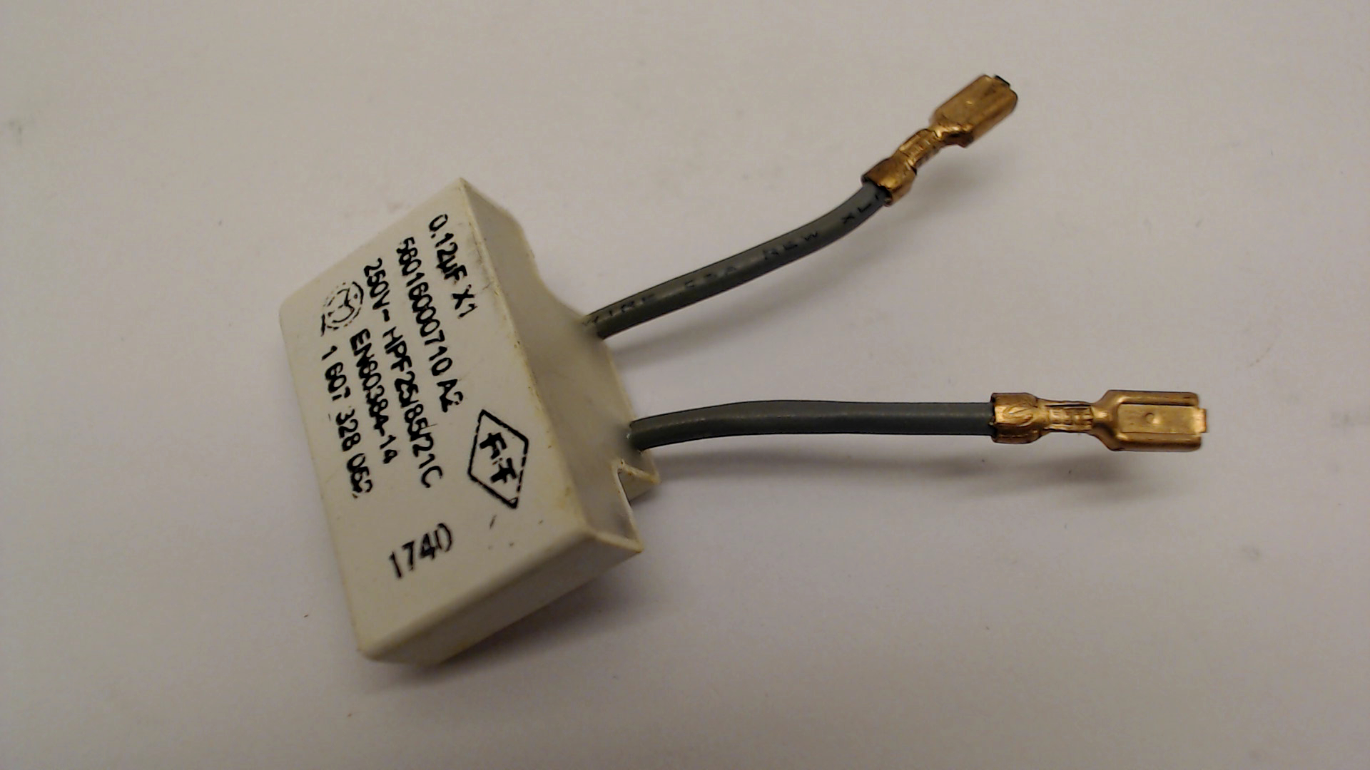 Bosch 1607328052 Suppression Capacitor