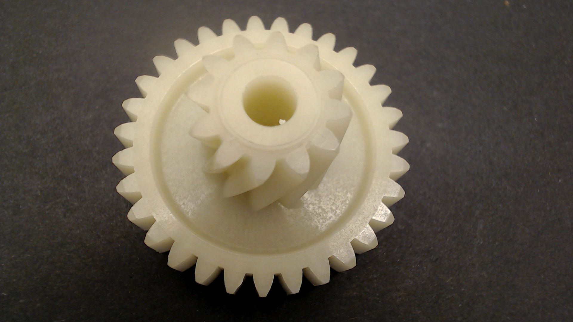 Makita 226831-1 GEAR 12-31 DUM166/168/UM164D/
