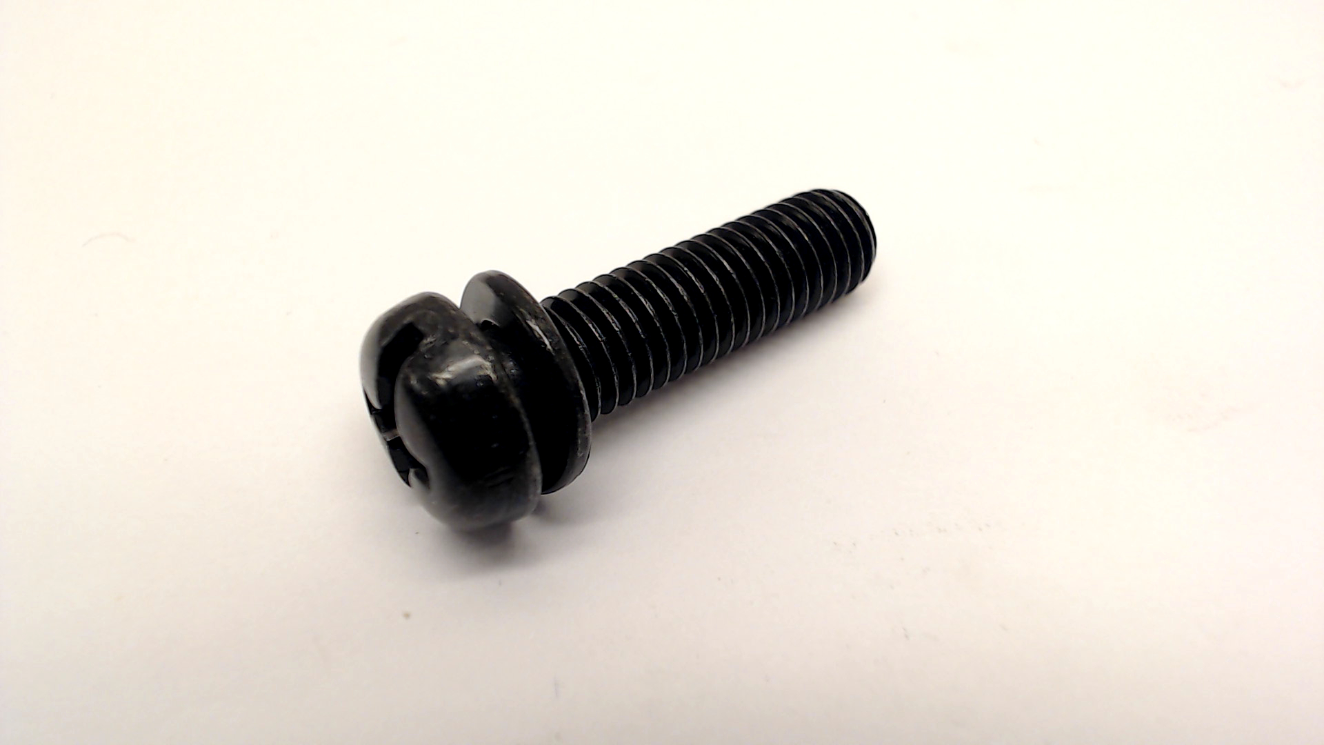 Makita 251383-3 PAN HEAD SCREW M8X30 9029
