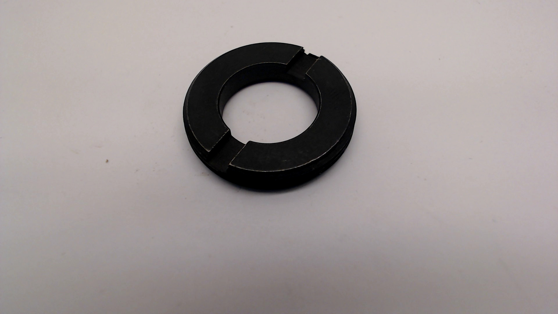 Makita 285671-6 *BEARING RETAINER 13-23 6702D