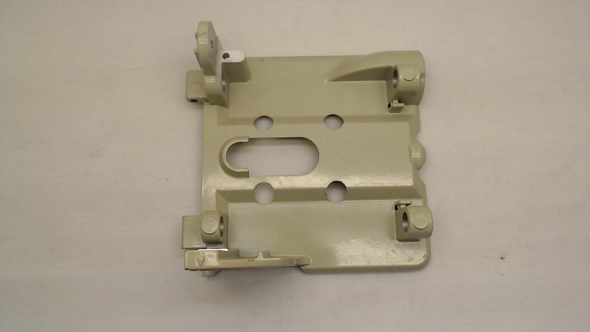 Makita 316495-0 BASE 3901
