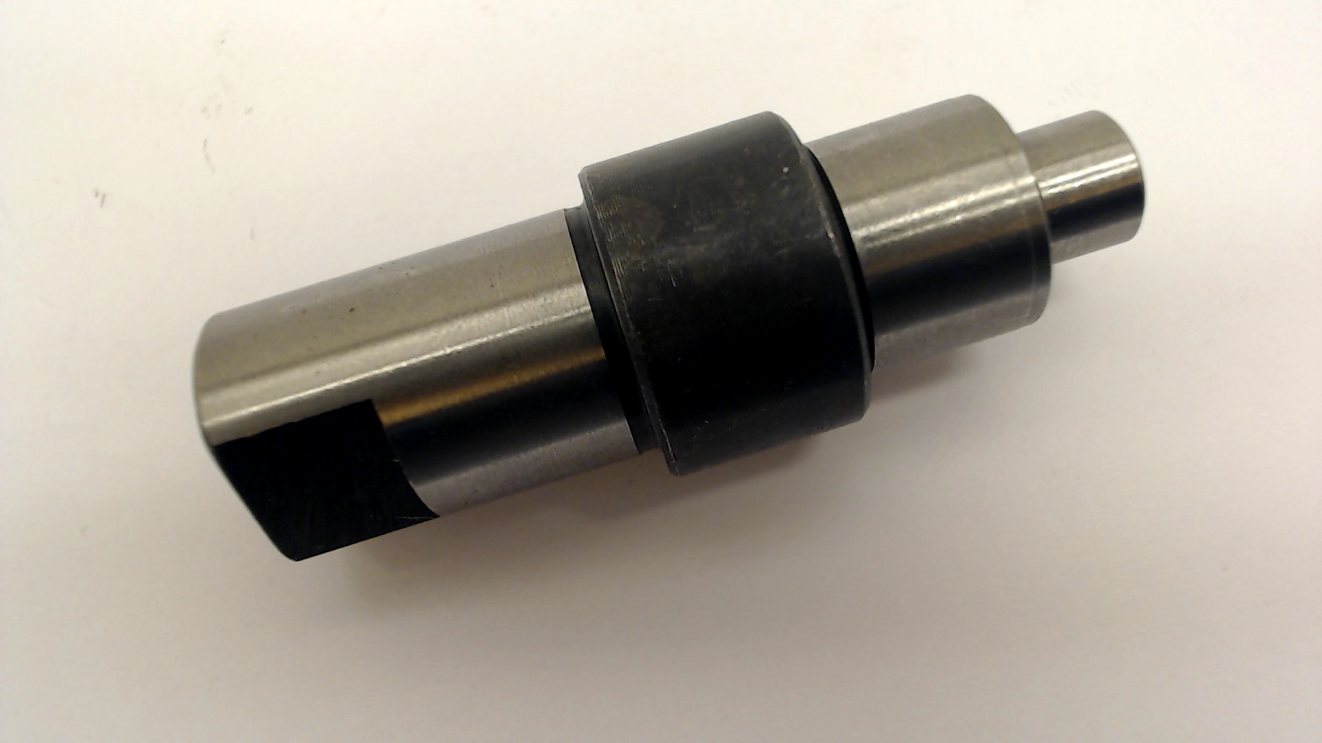 Makita 322922-7 SPINDLE 5603R/5703R/5017RKB