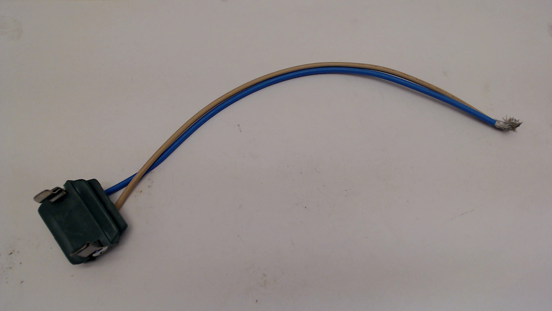 Hitachi 324-517 Terminal Piece