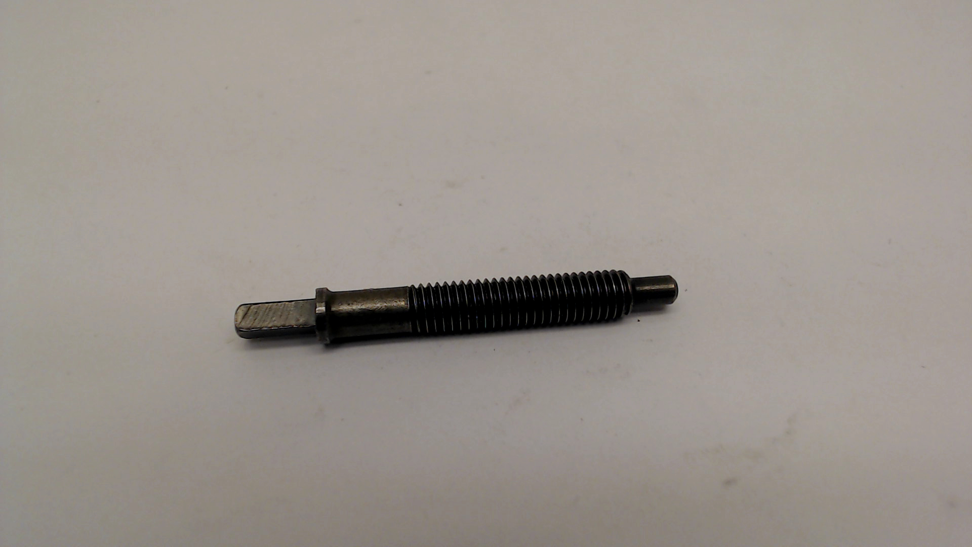 Makita 324620-9 ADJUST SCREW UC4020A/UC3520A