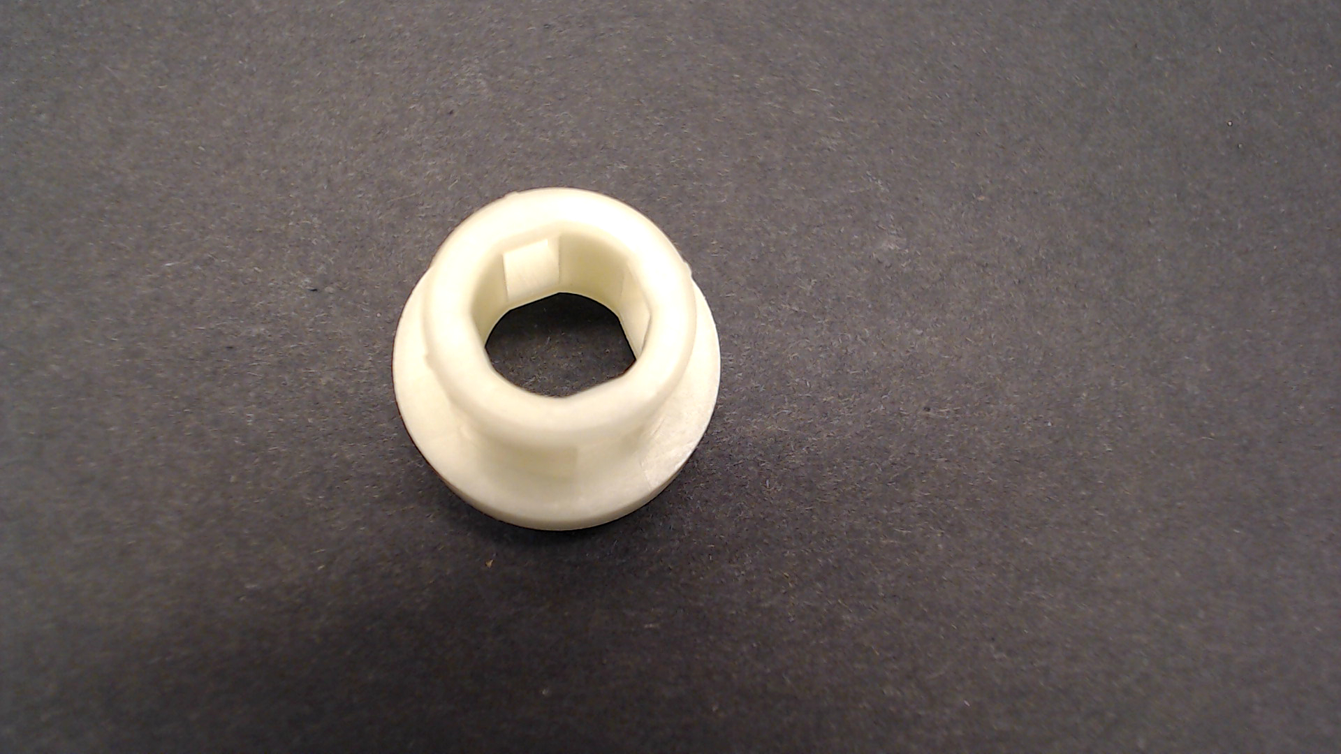 Hitachi 335944 SLEEVE