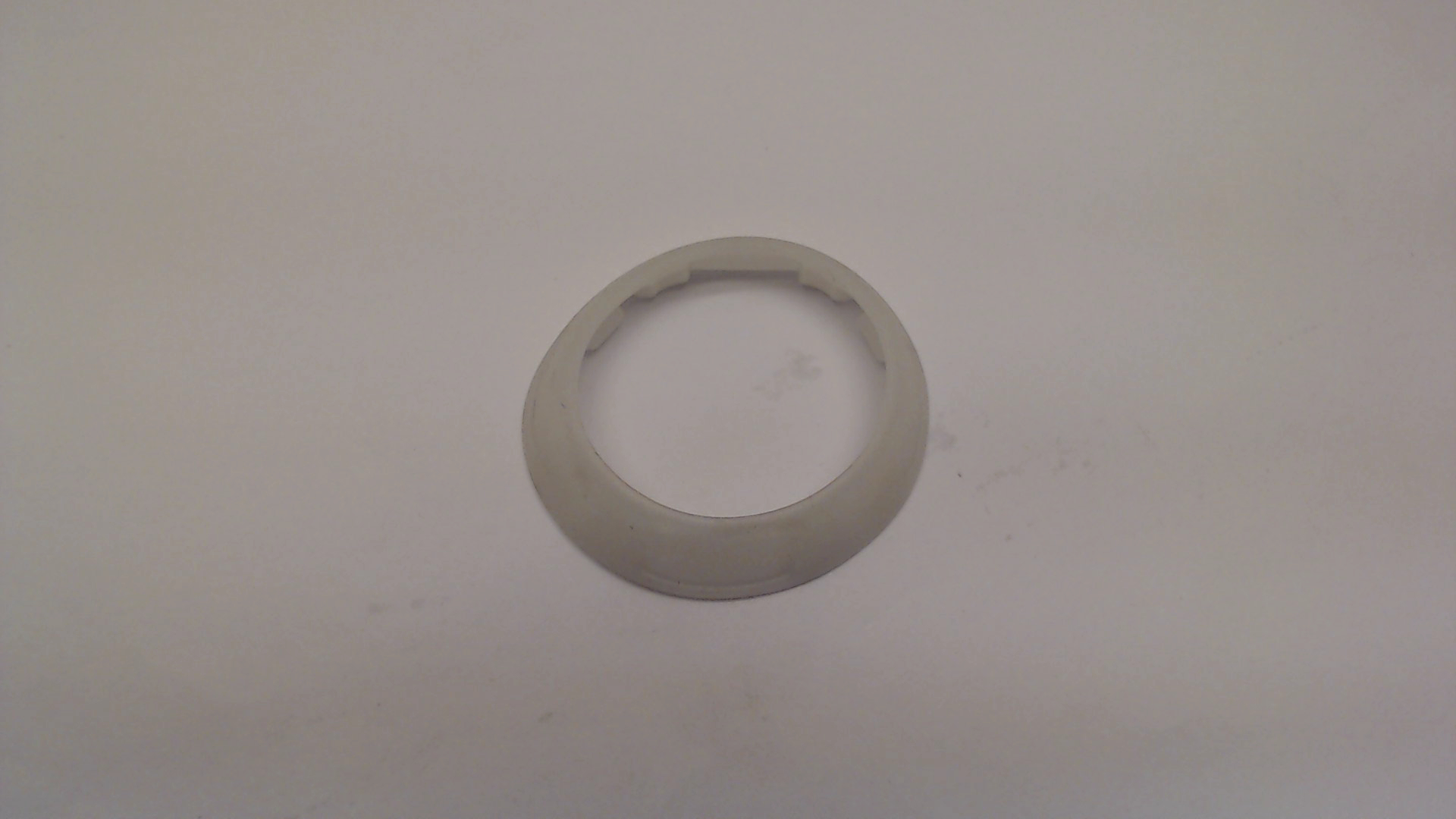 Makita 424429-0 BUMPER