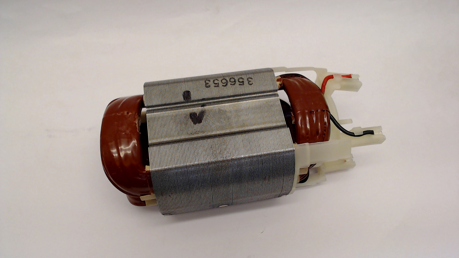 Makita 626653-3 FIELD 220-240V GA4540C/SA5040