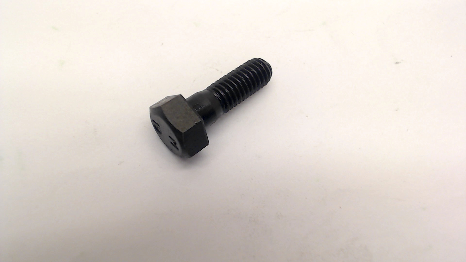 Hitachi 6687162 CUTTER FIXING BOLT B