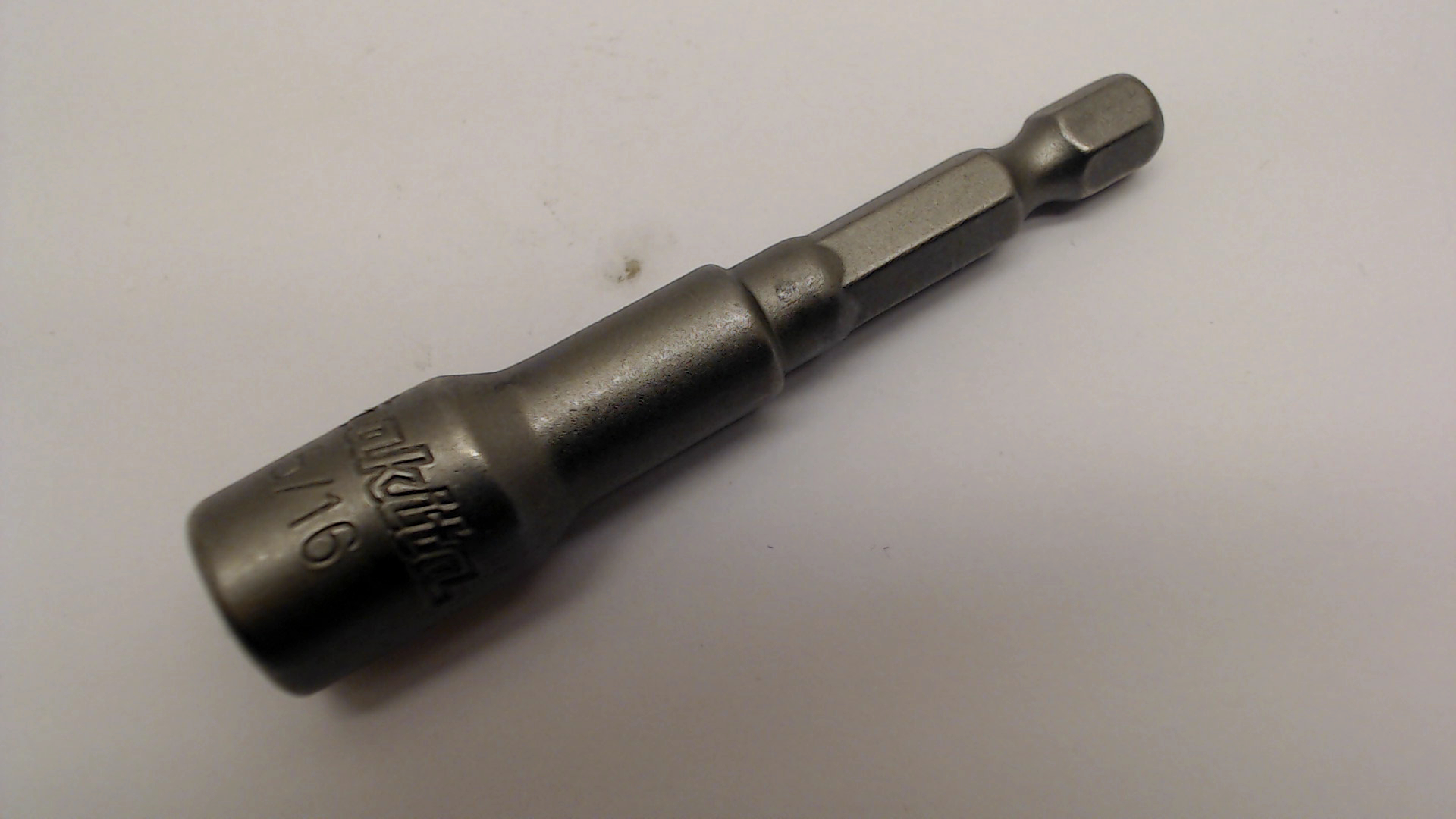 Makita 784804-5 MAGNETIC SOCKET BIT 5/16-65