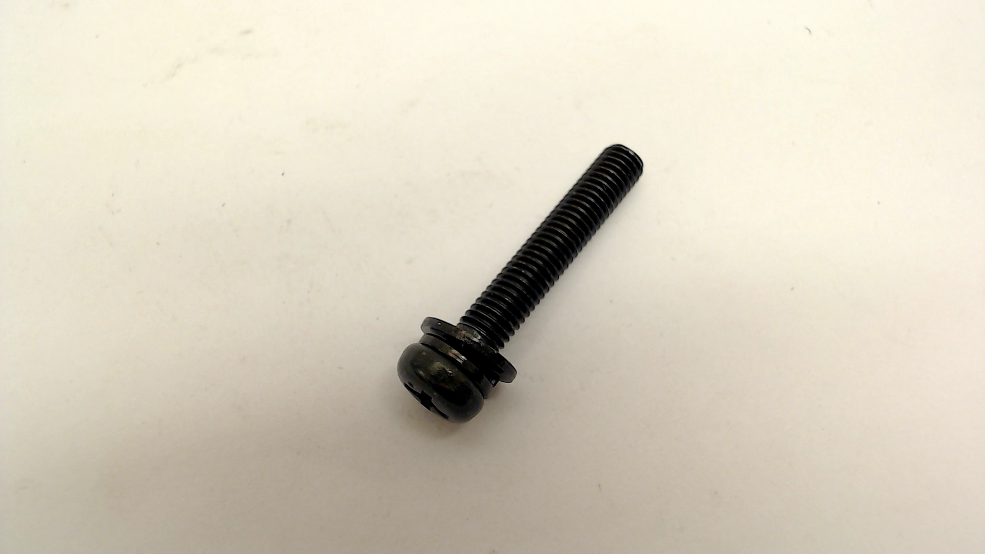 Hitachi 880-881 Machine Screw (w/washers) M5x30 (black)