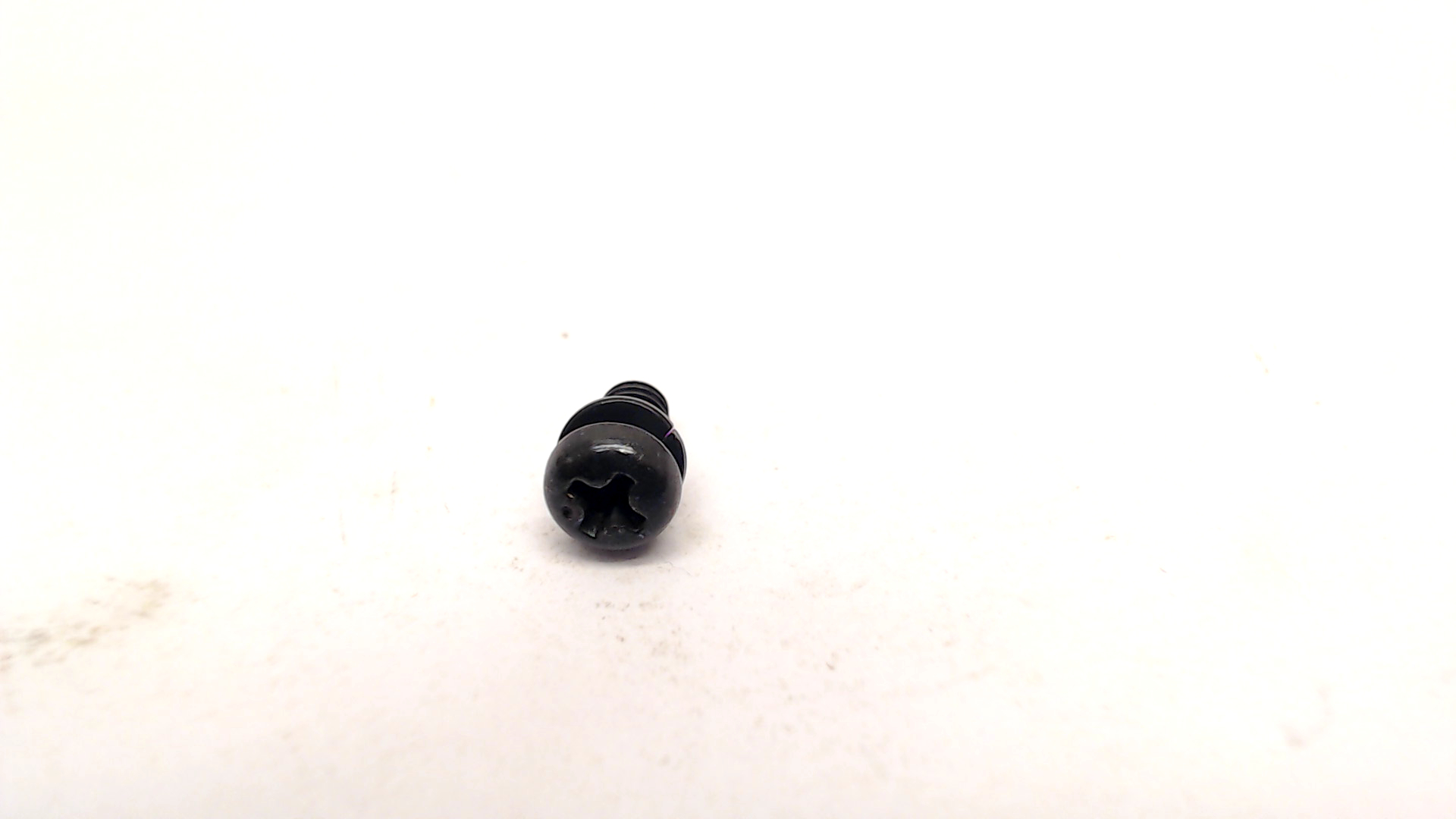 Makita 911106-8 PAN HD SCREW M4X8 HS7611