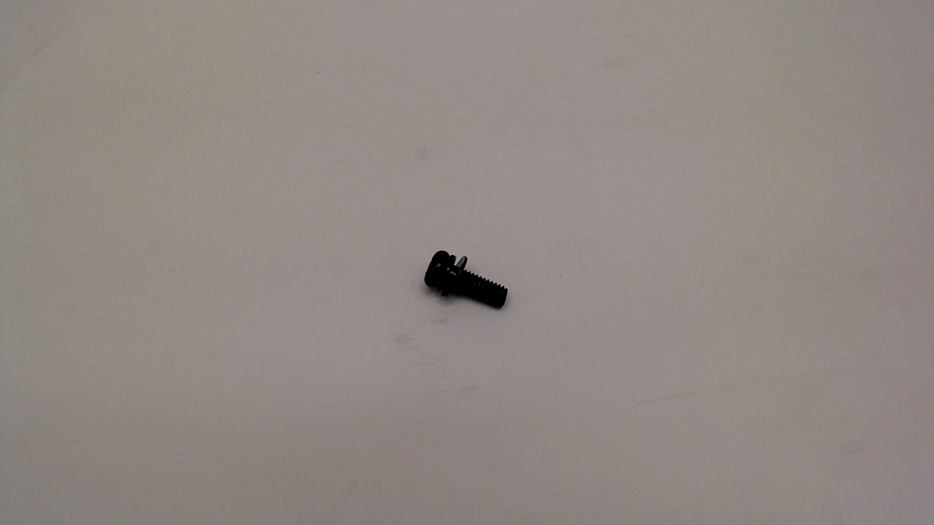 Makita 911118-1 PAN HEAD SCREW M4X12 VC3211M