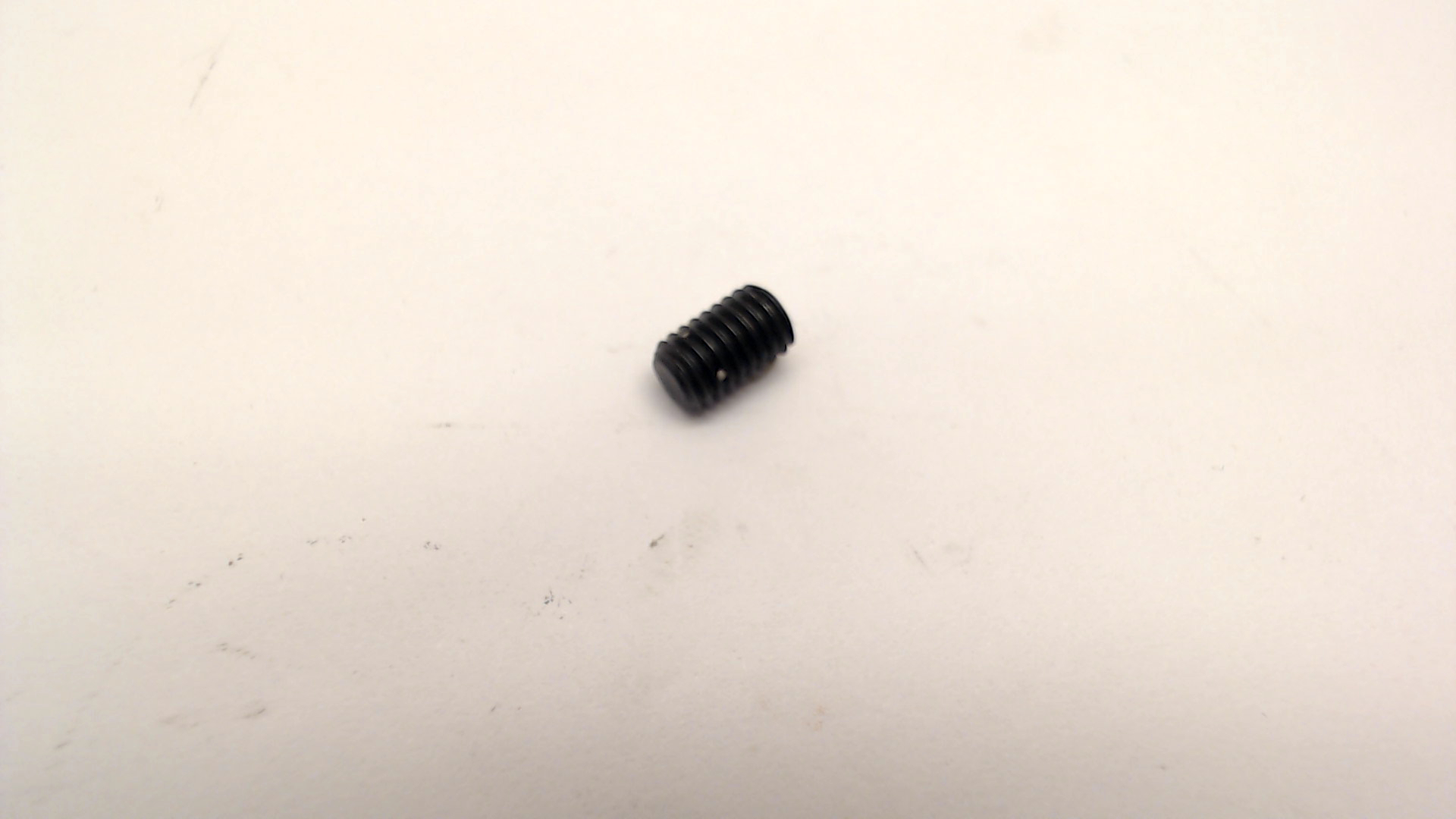 Hitachi 938-477 Hex. Socket Set Screw M5x8