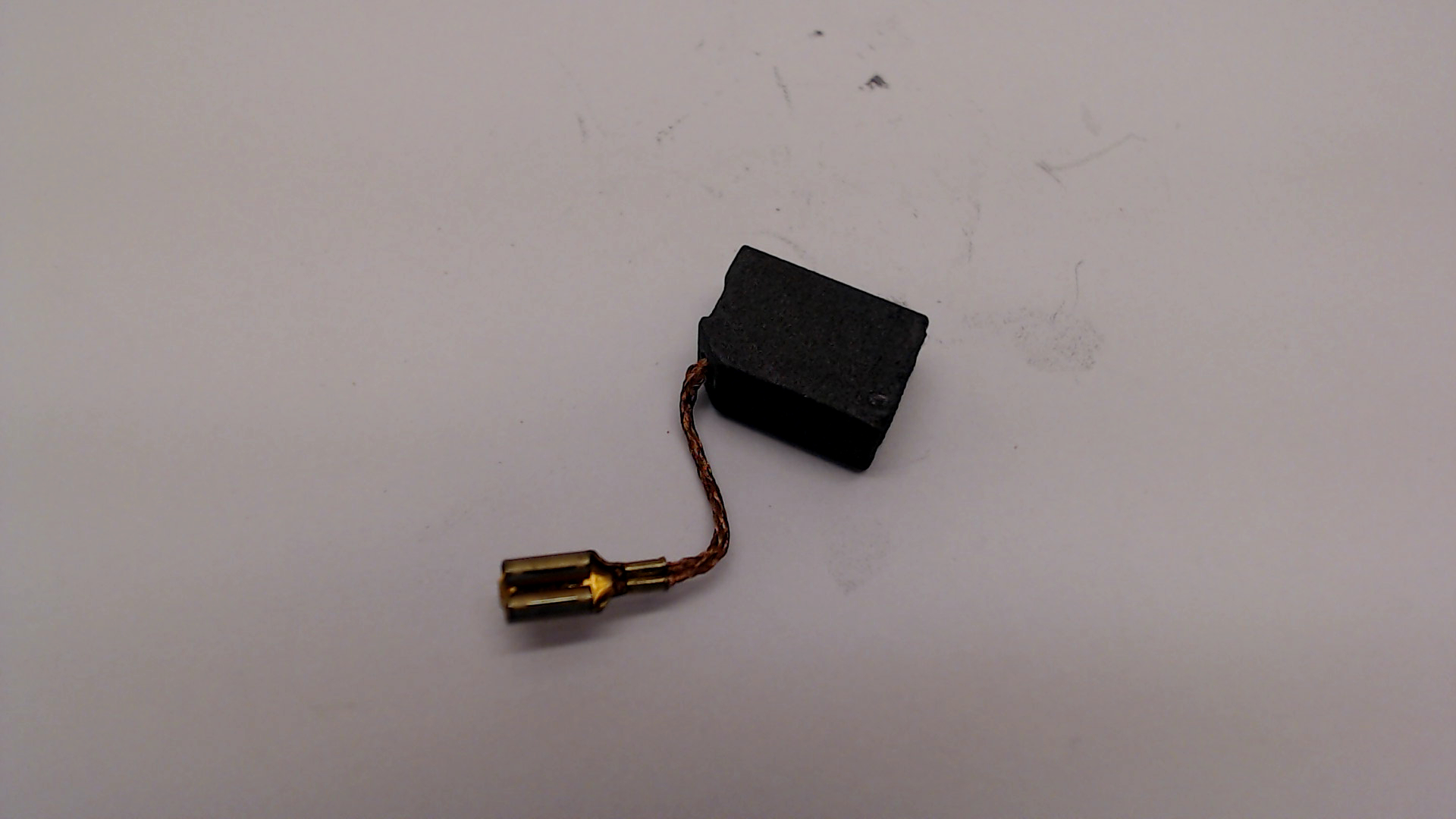 Black & Decker 949647-02 BRUSH 230V
