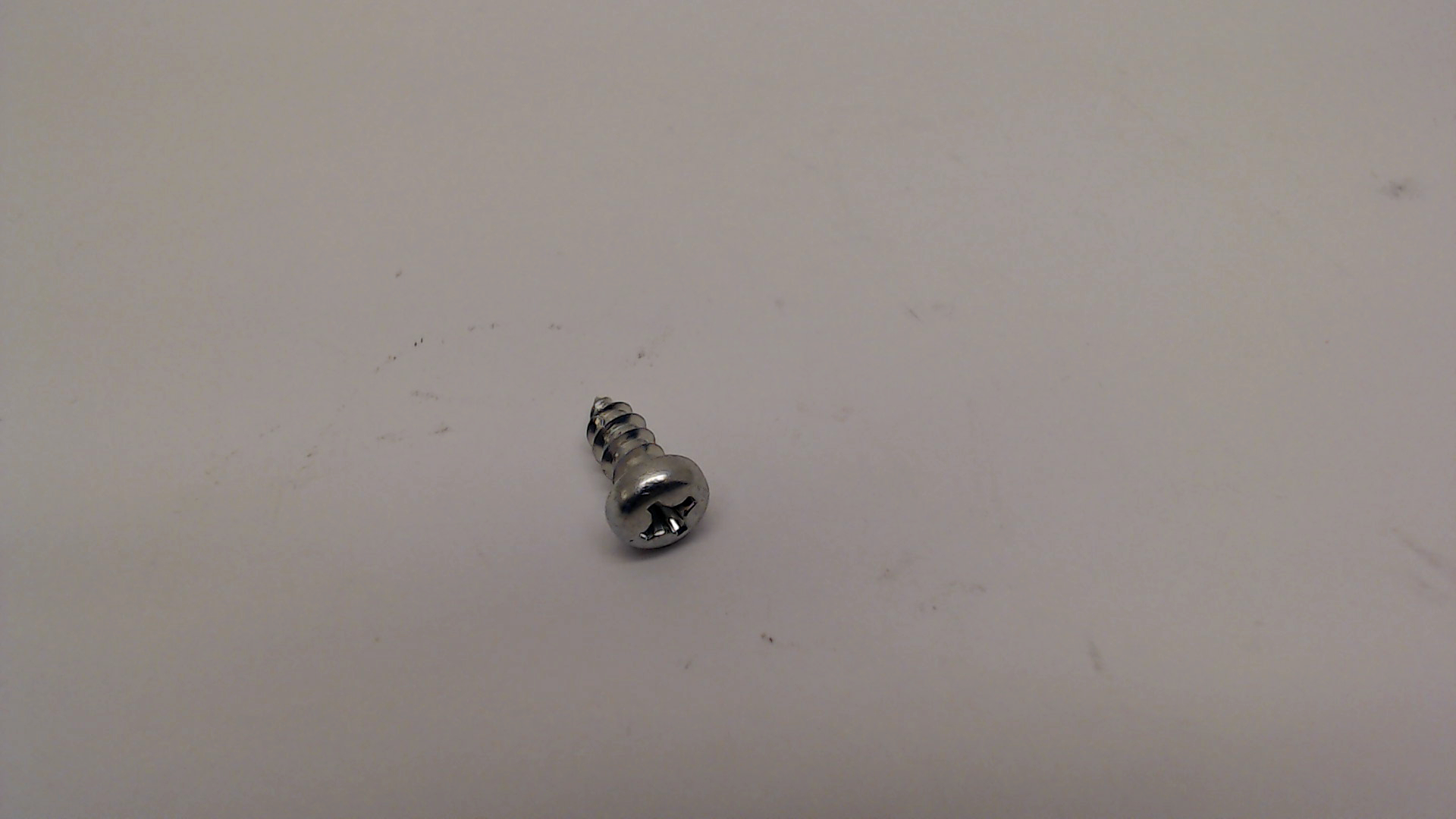 Hitachi 958-715 Tapping Screw D4x10