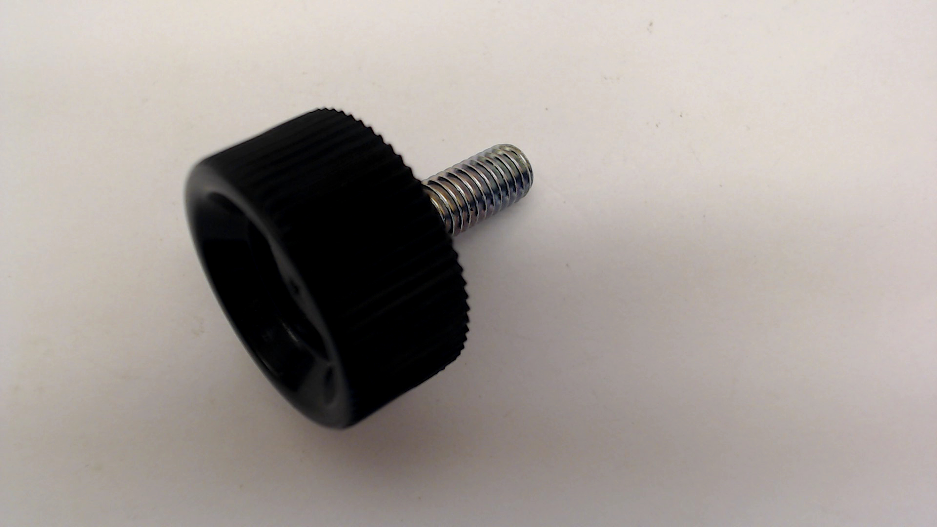 Hitachi 960-058 Knob Bolt M6x17