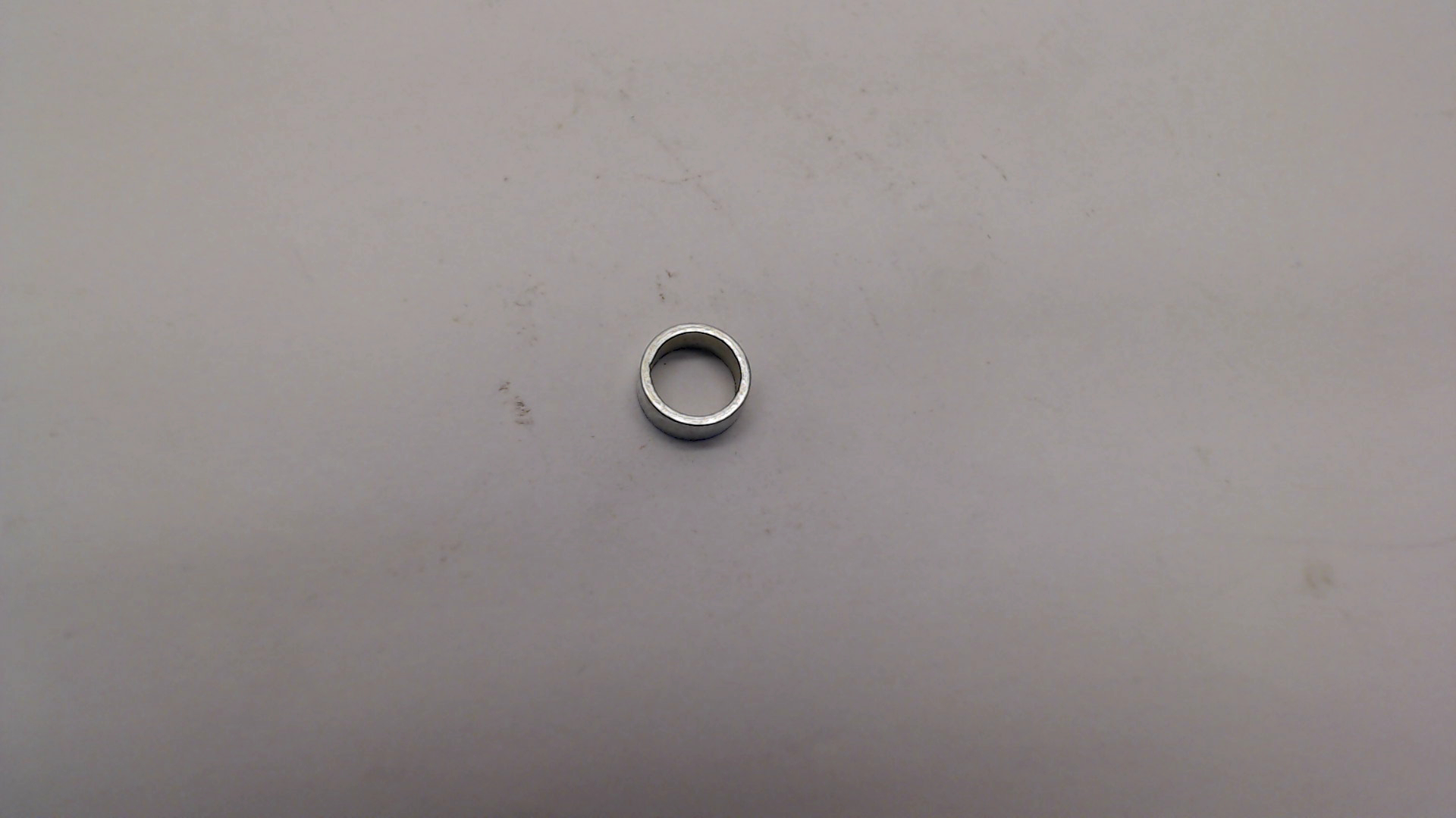 Hitachi 998-980 Spacer