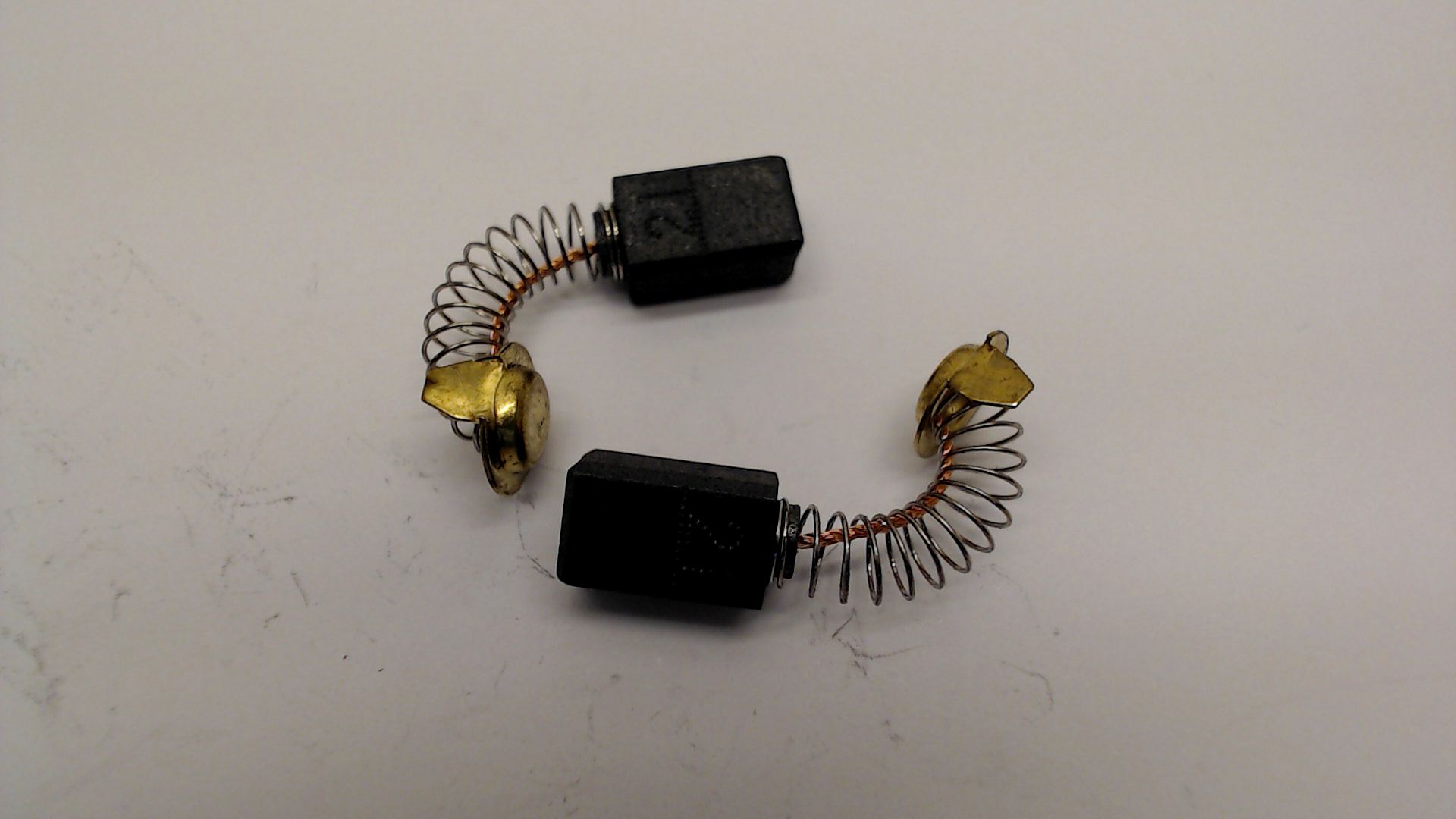 Hitachi 999-021 Carbon Brush (1 Pair)