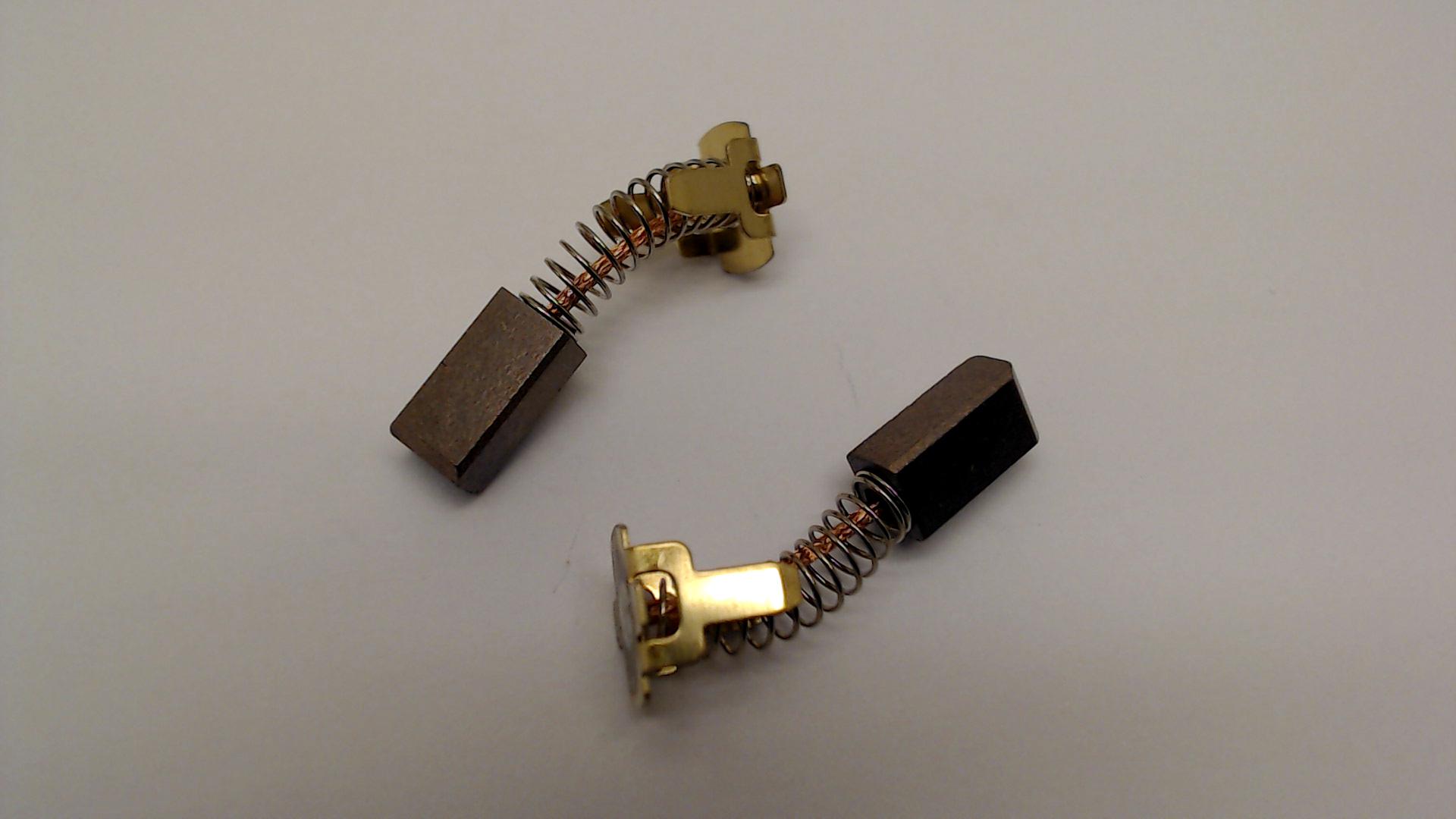 Hitachi 999-054 Carbon Brush 5x6x11.5 (1 Pair)