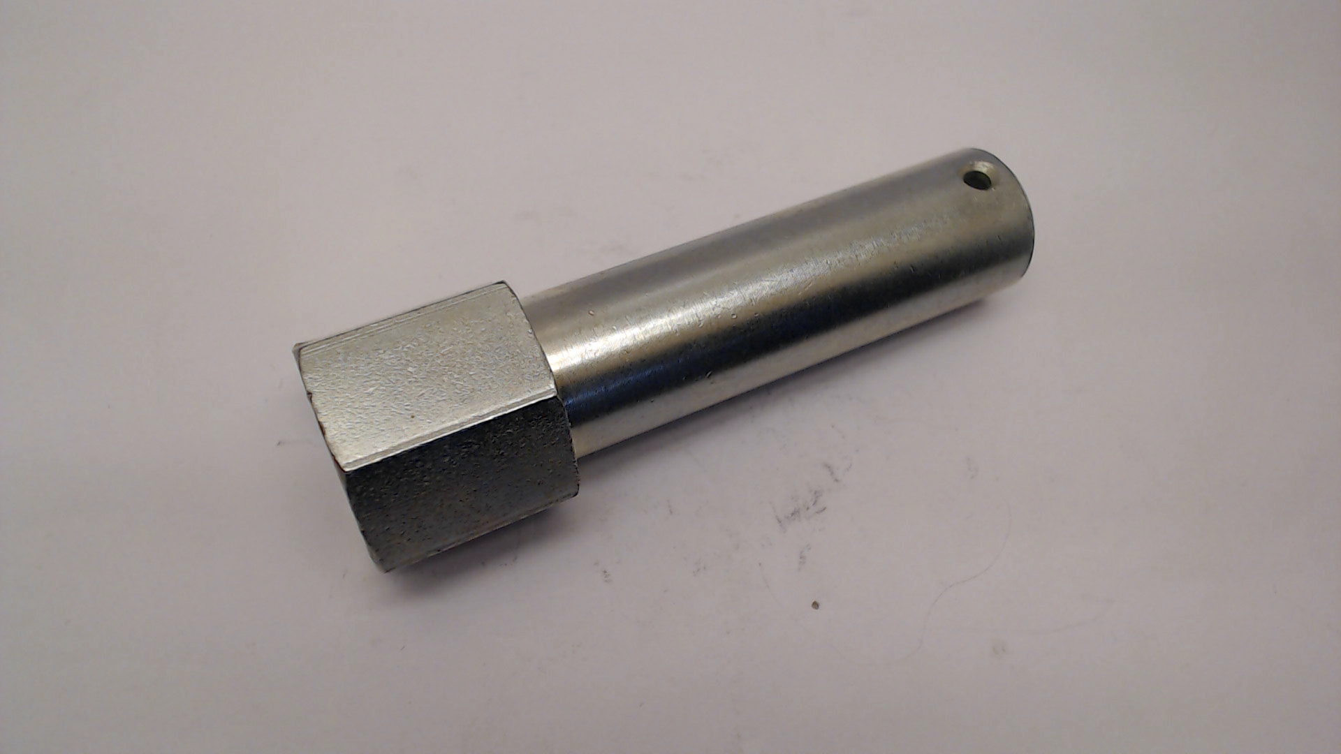 Atco F016L32979 STUB SHAFT