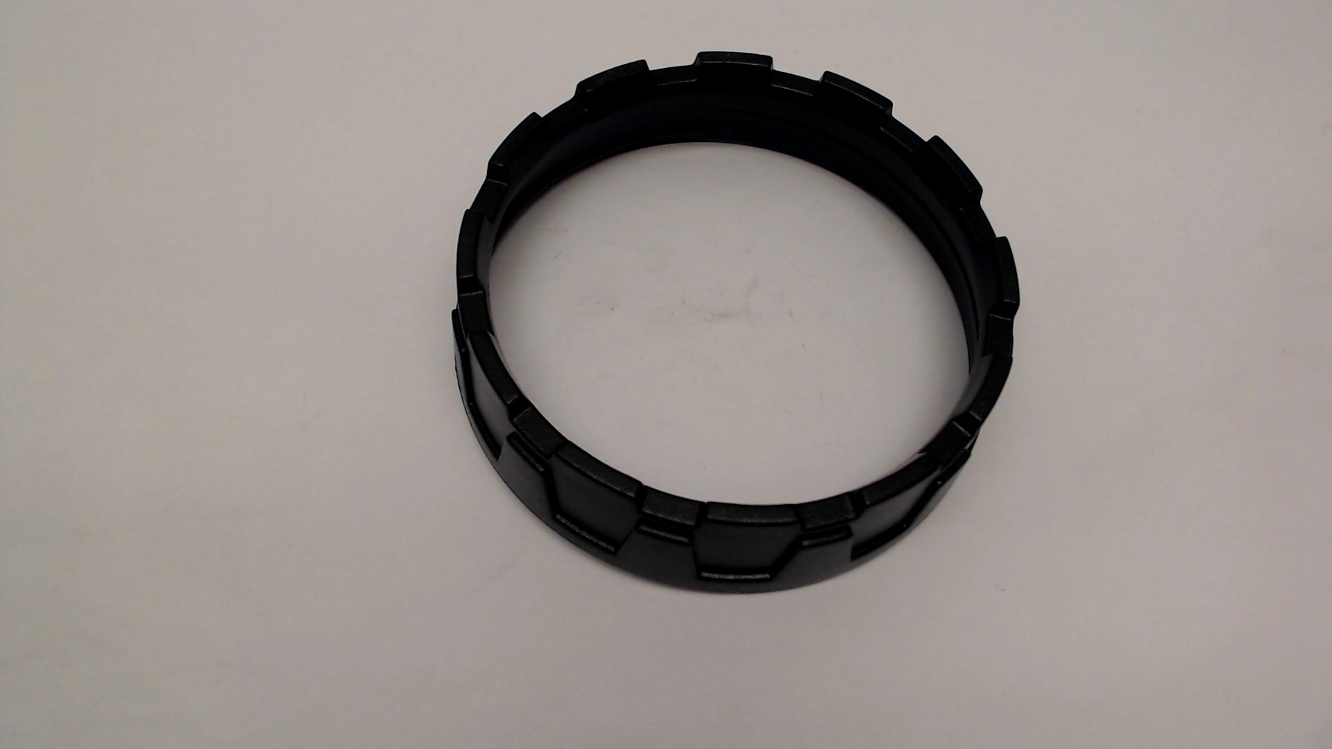 Makita GM00001001 REFLECTOR RETAINER 30110185003