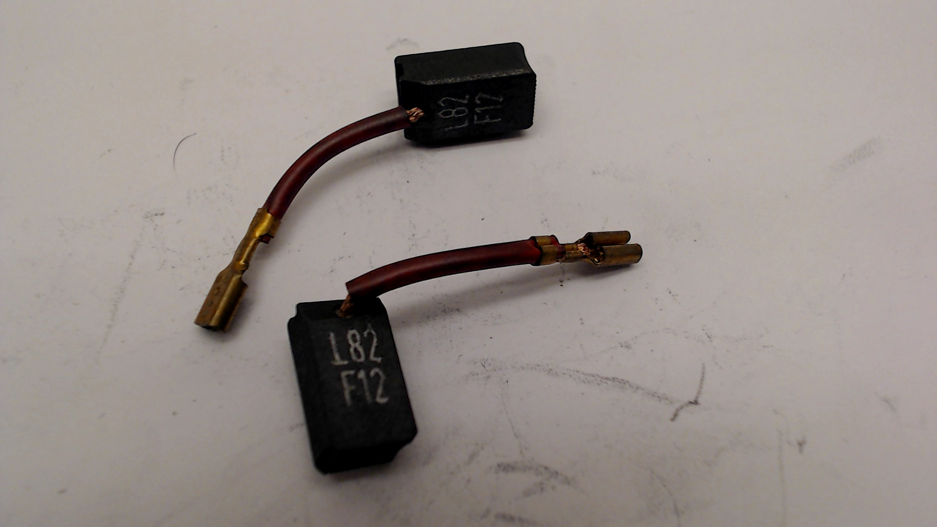 DeWalt N032832 BRUSH PAIR 115V