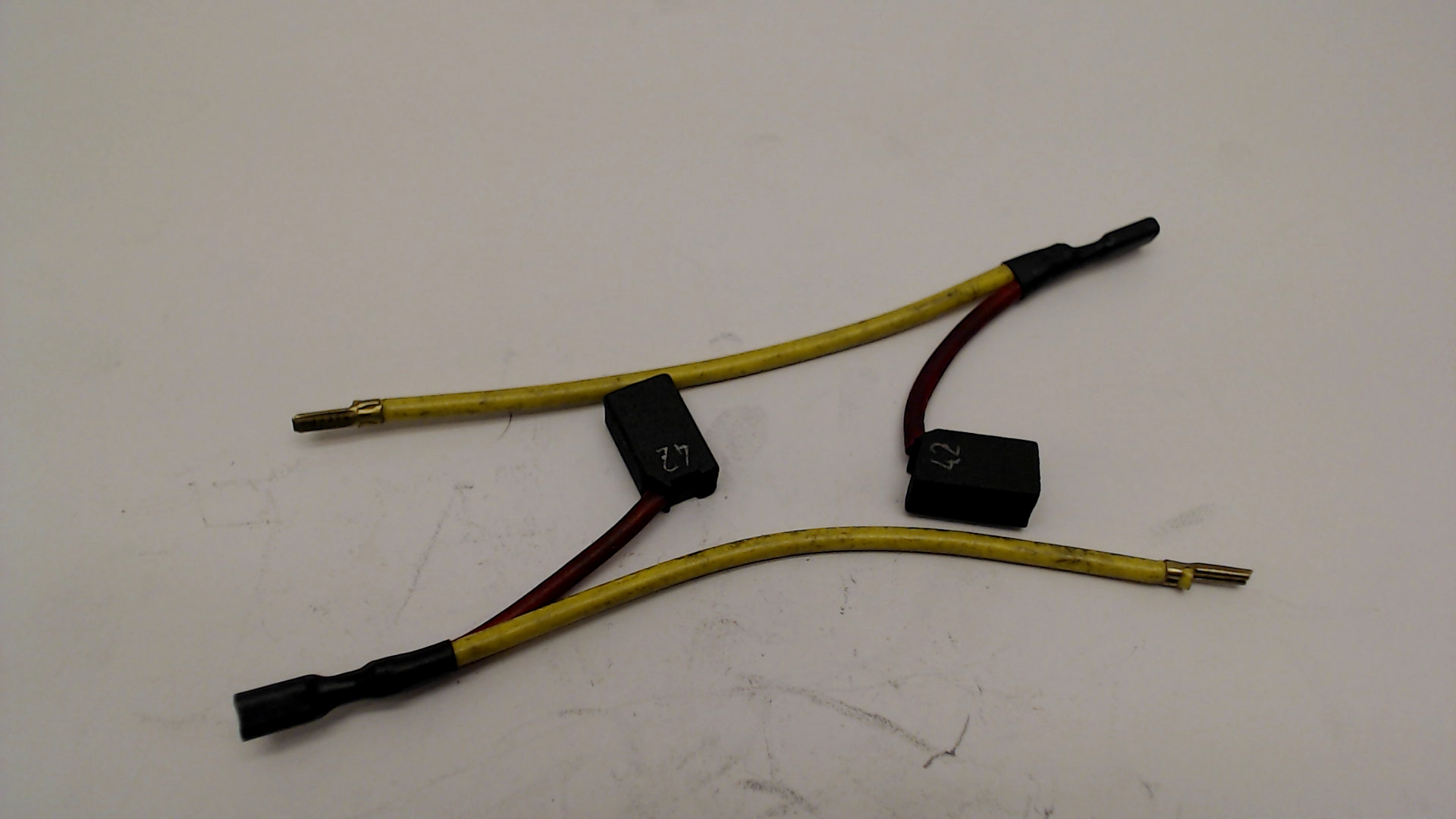 DeWalt N081423 BRUSH PAIR 115V