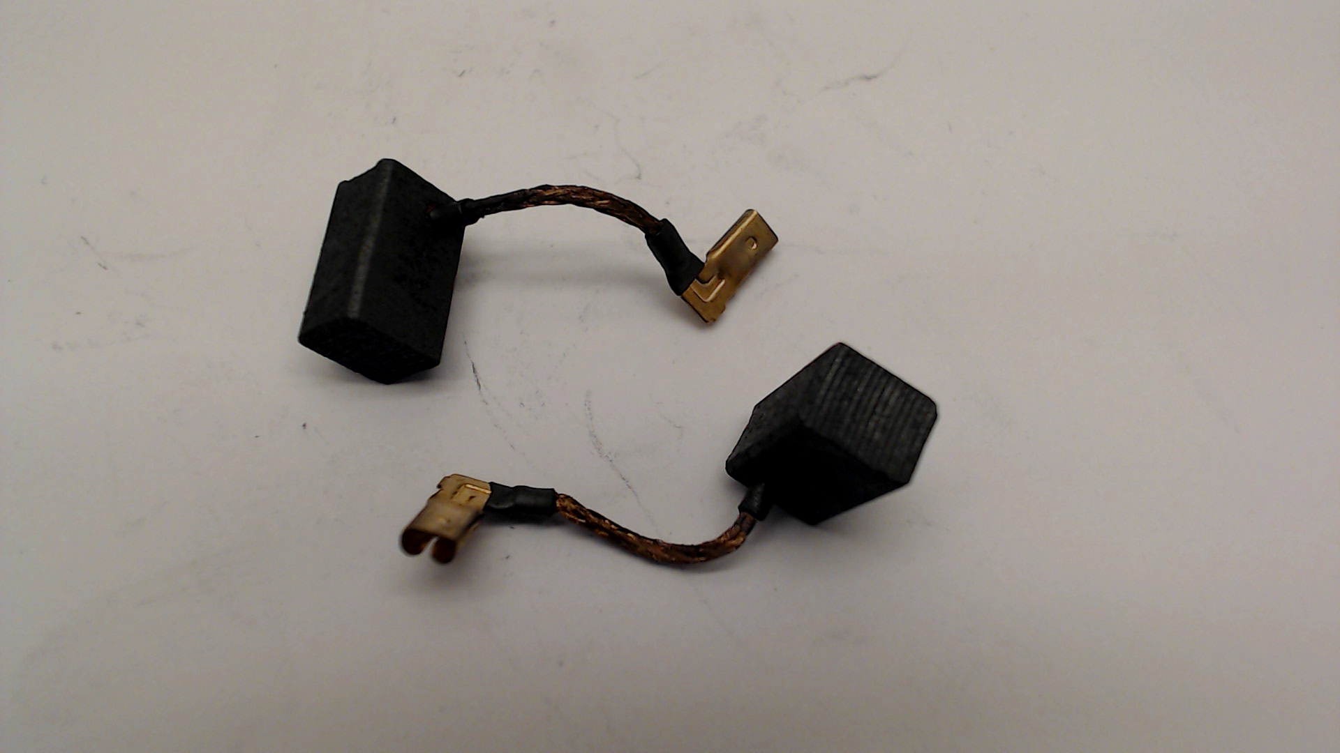 DeWalt N343600 BRUSH PAIR 230V